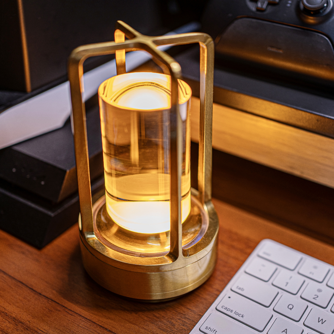 Elegant Crystal Lantern – Dimmable Light with USB Charging, Available in Gold, Silver, and Black, 9x17.5 cm 2