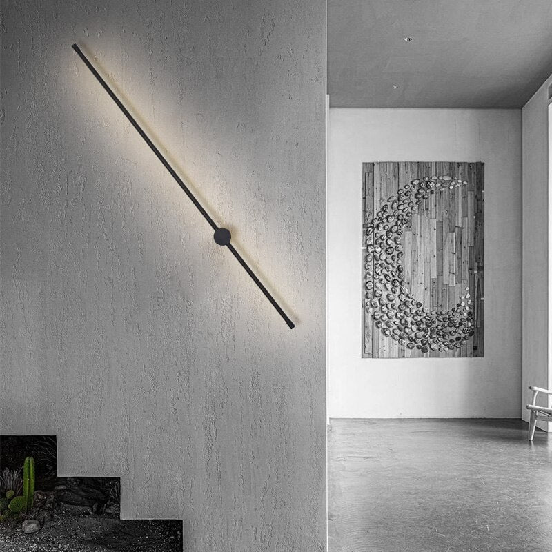 AureaNova Minimal Wall Lamp | Modern Gold/Black LED