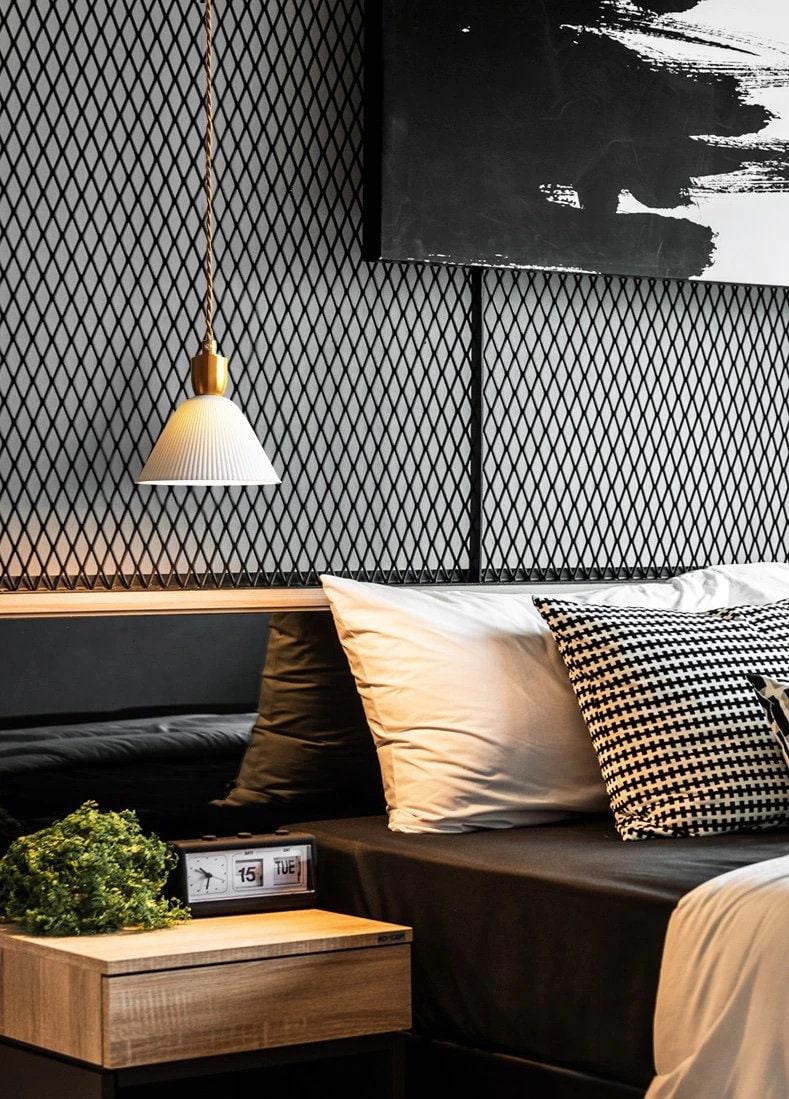 Aurea Deco Ribbed Ceramic Pendant Light With Bulb Included