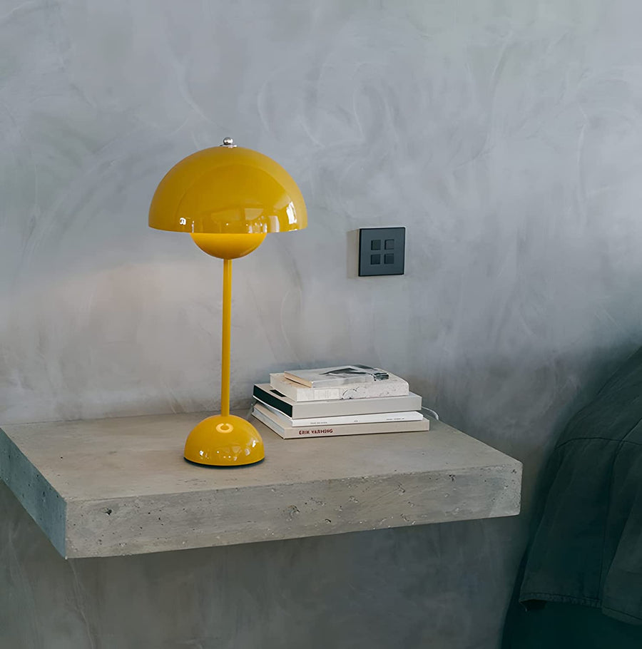 Aurelia | Minimalist Rechargeable Mushroom Bedside Lamp