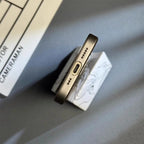 Capa ApexGuard Titanium para iPhone com Pegada Fina e Escudo