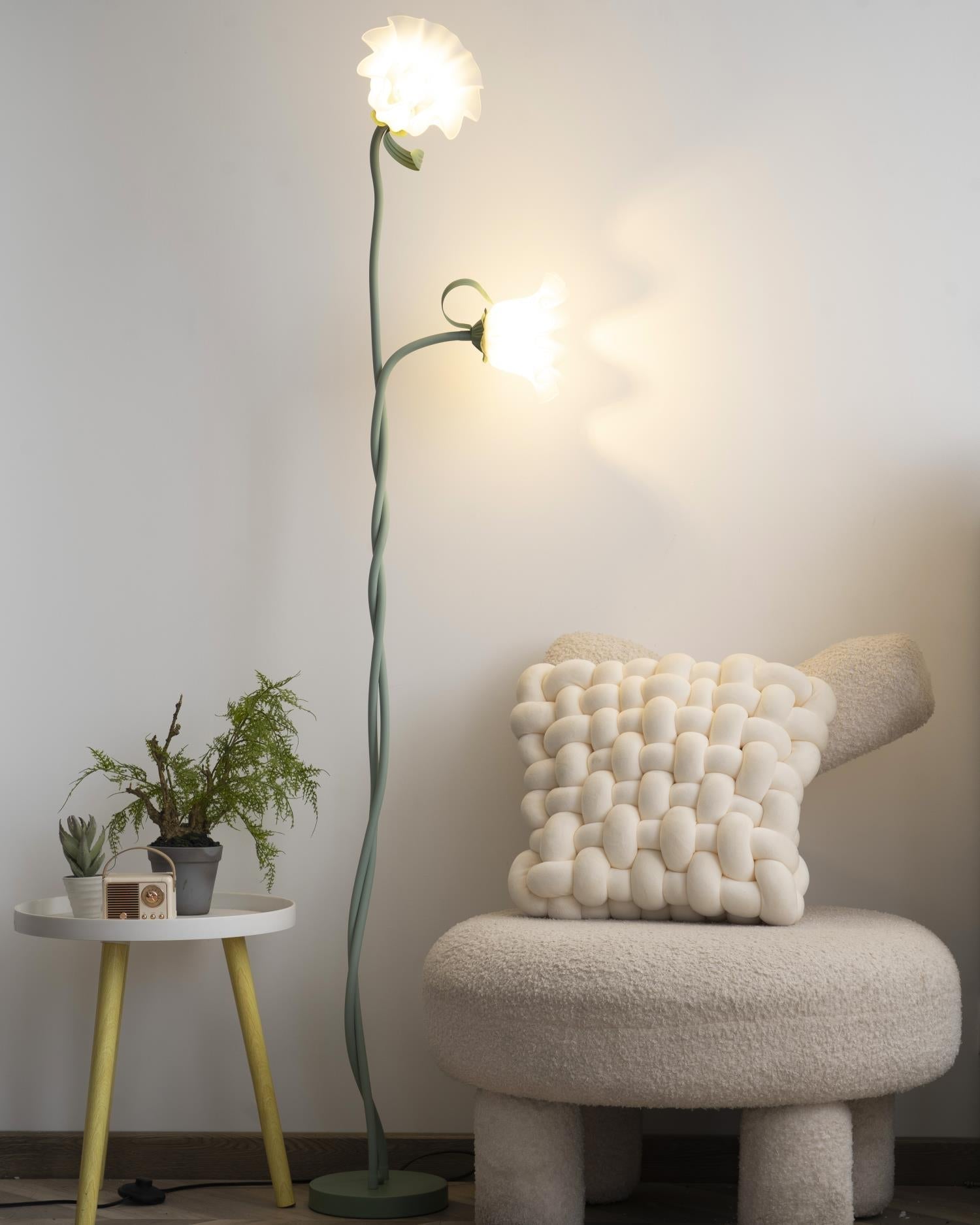 Modern Calla Flower LED Floor Lamp in Green Matte Finish