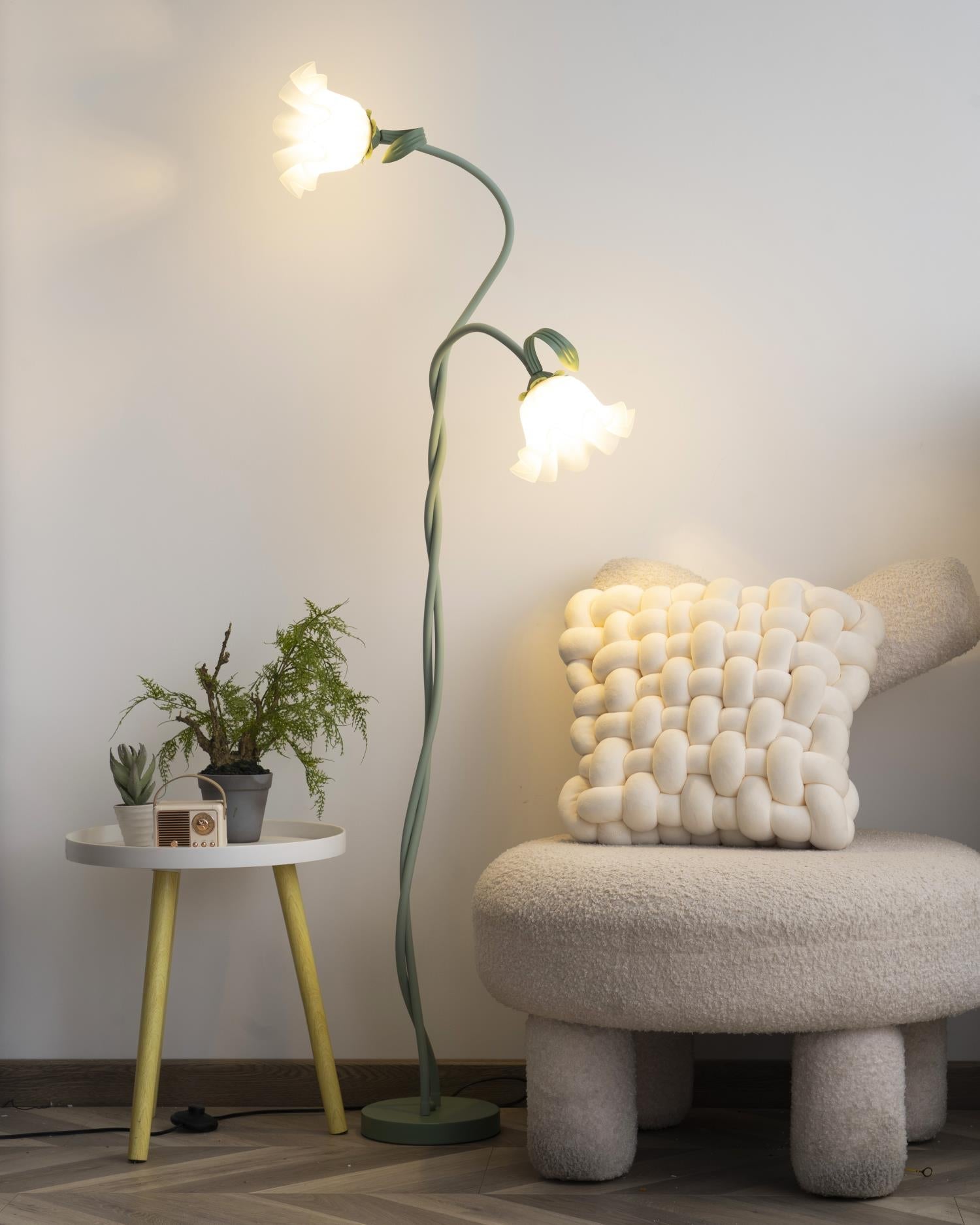 Modern Calla Flower LED Floor Lamp in Green Matte Finish