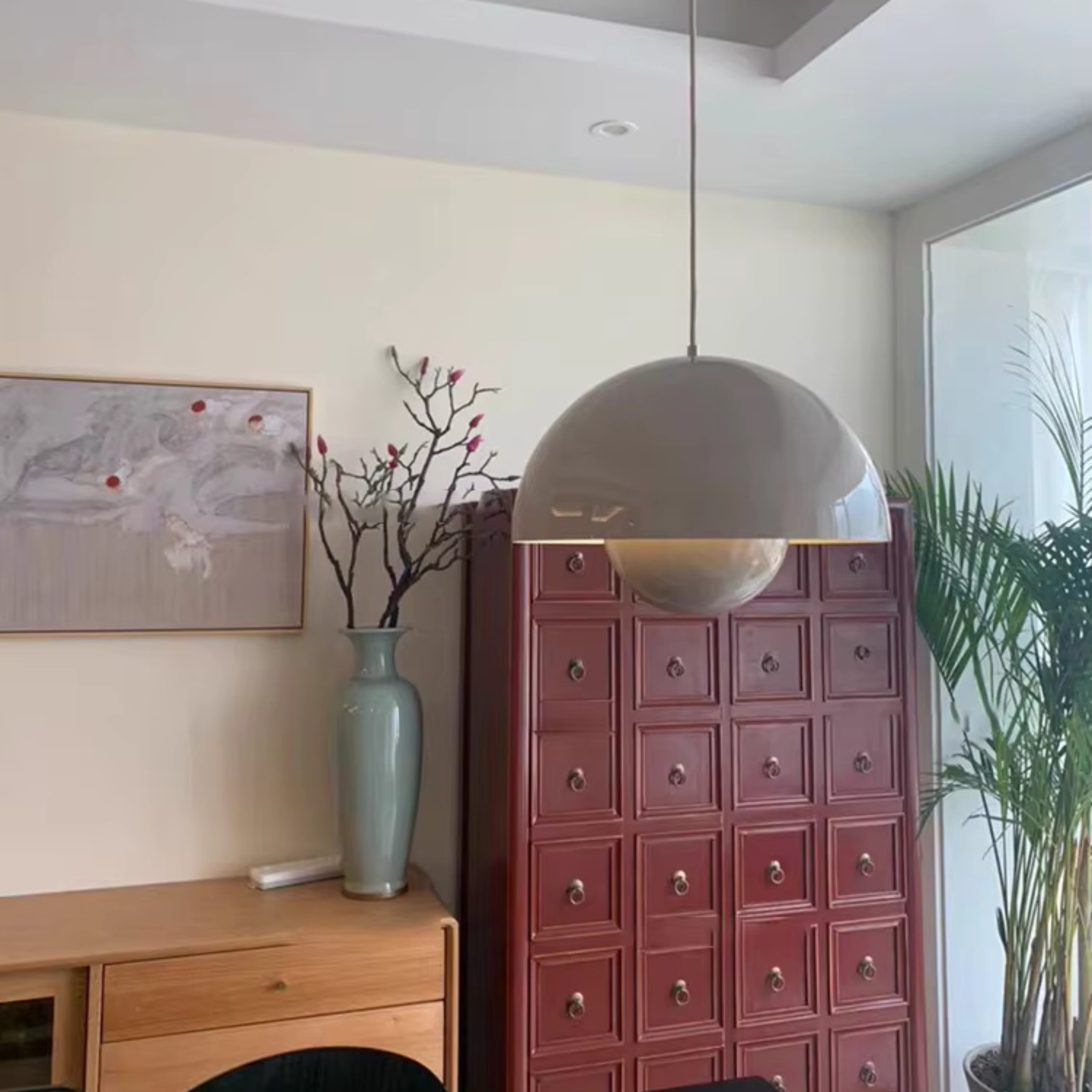 Multicolored Pendant Light with Adjustable Brightness – Modern Metal Design for Kitchen, Dining, and Bedroom 3