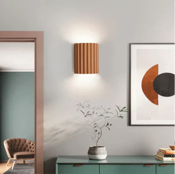 Aventa Contemporary Resin Wall Lamp With Double-Sided Glow