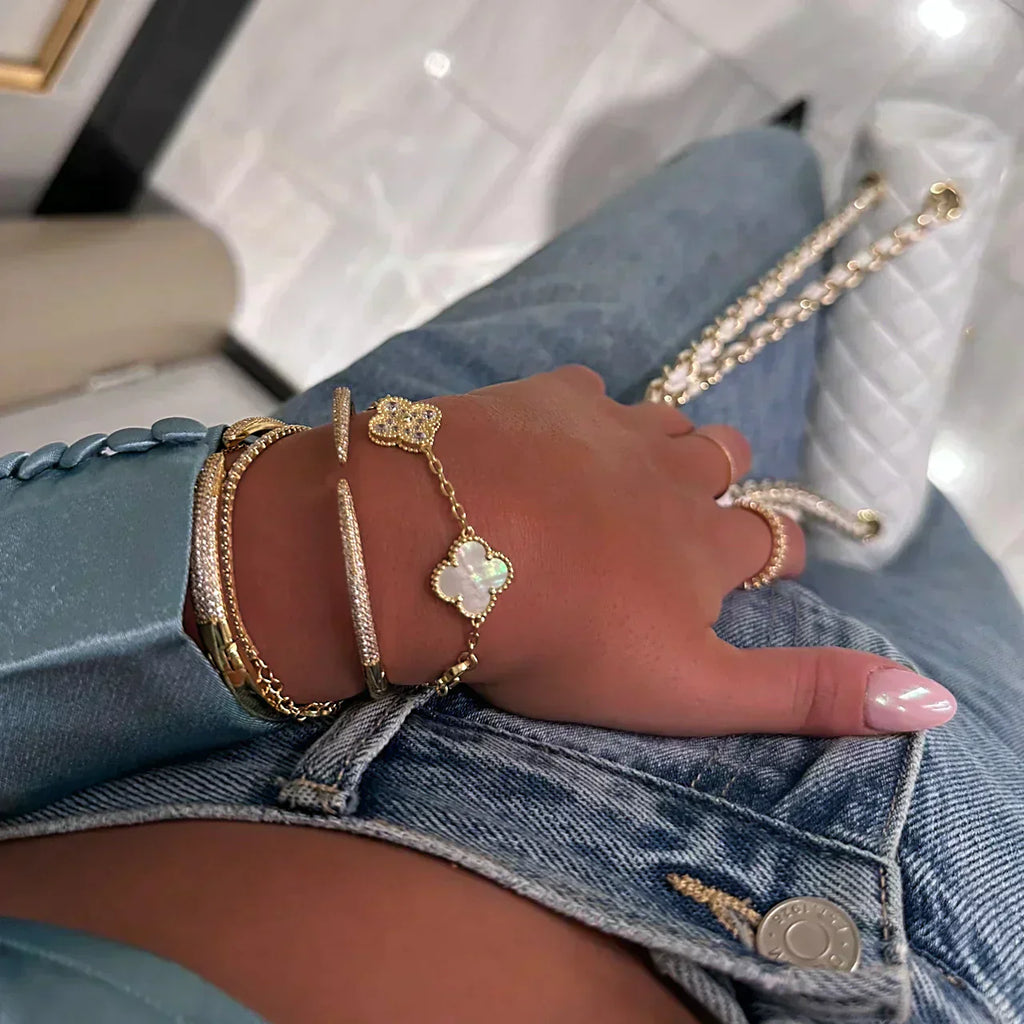 Liora Amber Clover 3-Piece Set Necklace, Bracelet, Earrings