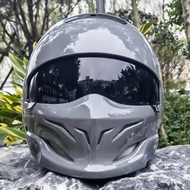 NimbusRider Aerodynamic Motorcycle Helmet With Ventilation