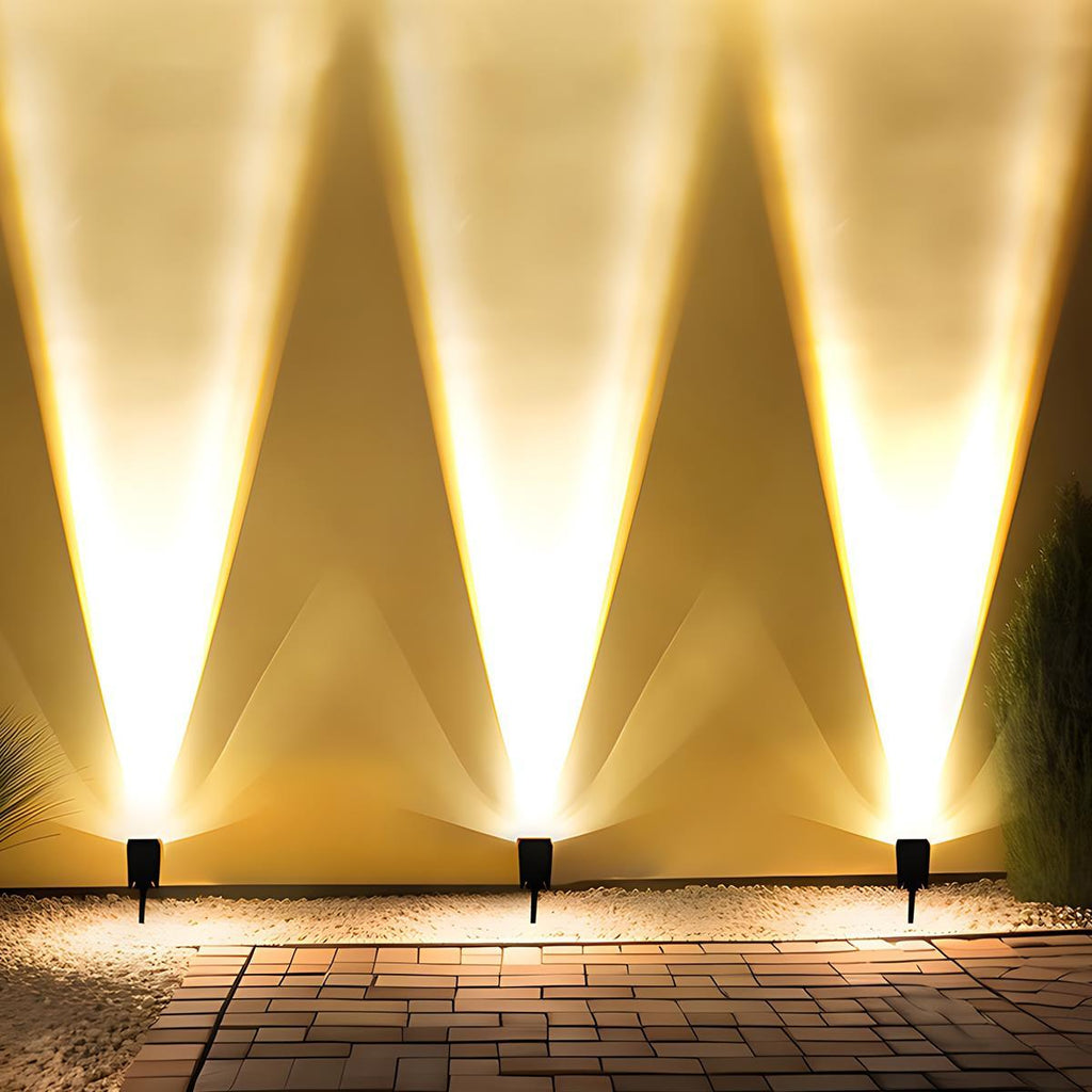 Lumenza Waterproof Solar LED Adjustable Zoom Outdoor Light